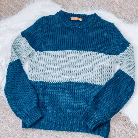 Sweaters - Thick Sweater